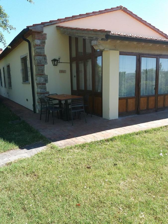Agriturismo Gualdo Del Re ชูเวเรโต ภายนอก รูปภาพ