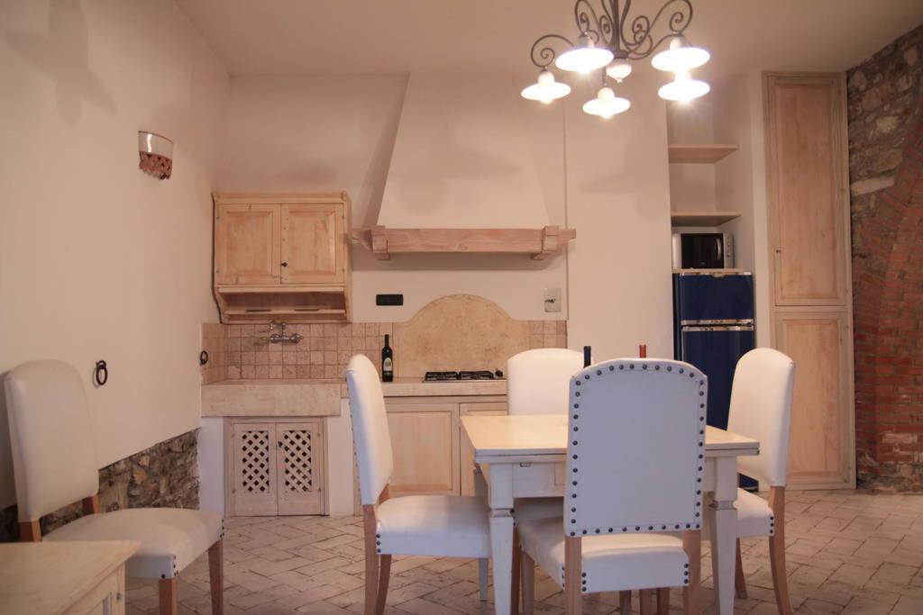 Agriturismo Gualdo Del Re ชูเวเรโต ภายนอก รูปภาพ